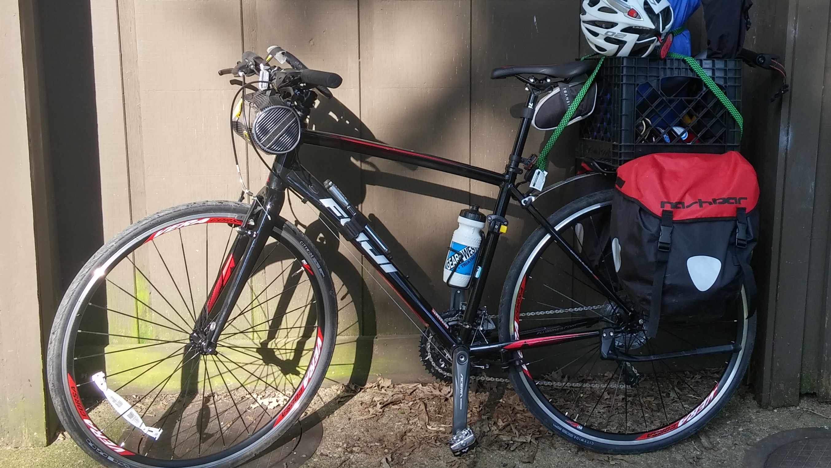 Fuji Absolute 1.7 Flat bar road bike