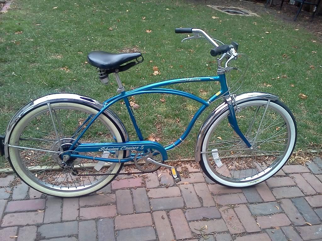 Schwinn Cruiser - early 1980s Blue