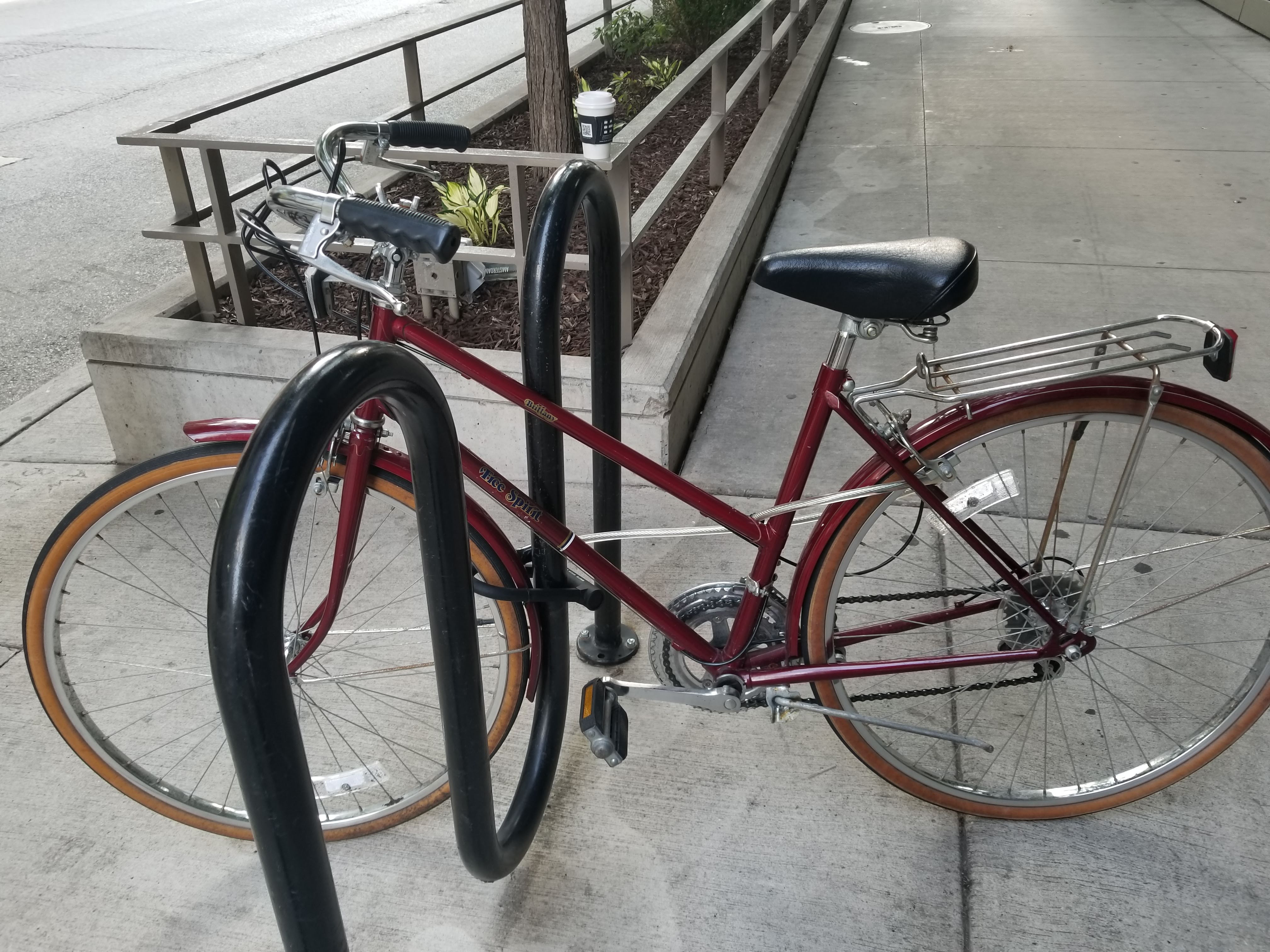  Free Spirit Brittany 26" 12 Speed- RED (womens)