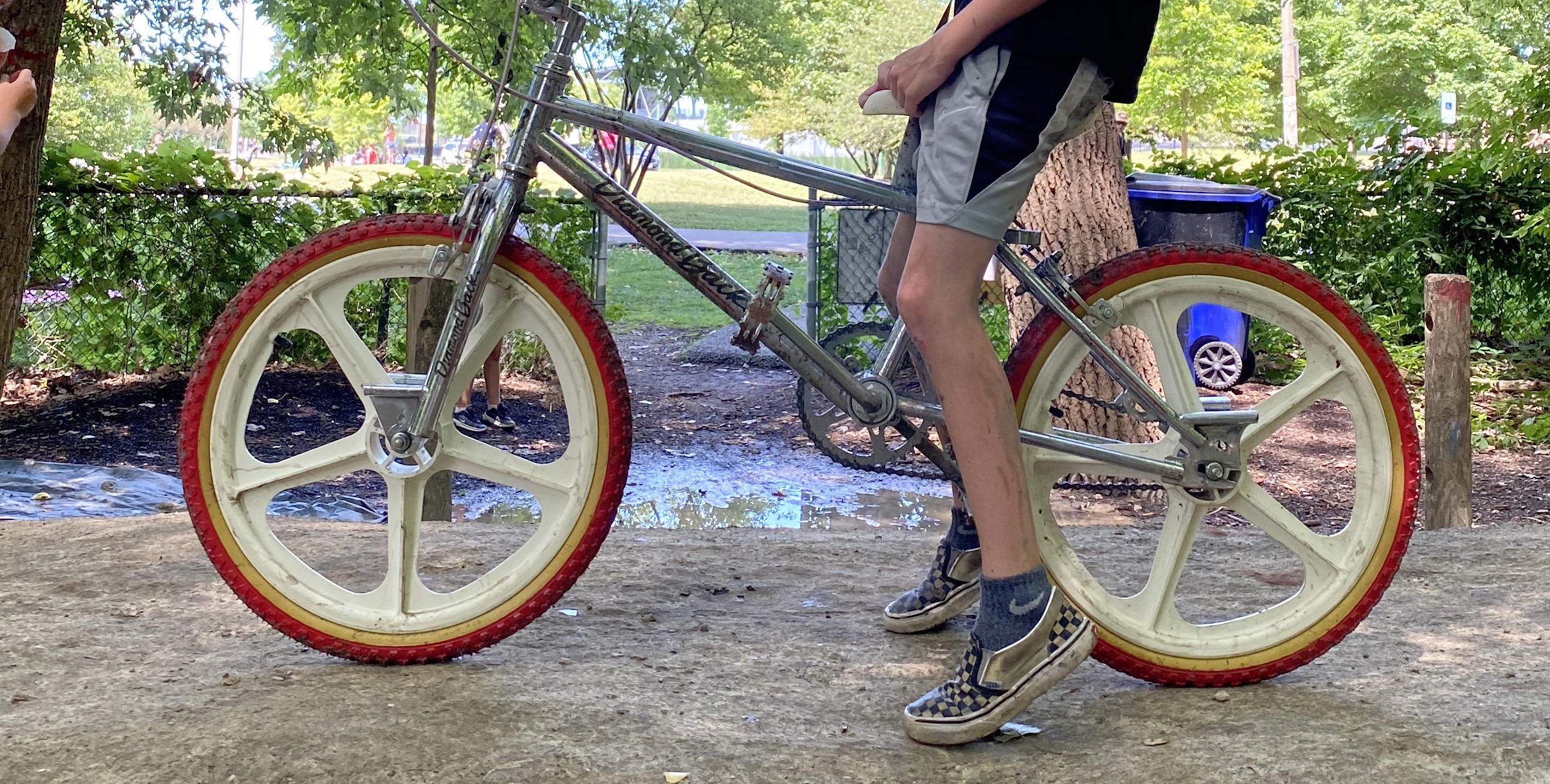 red and chrome diamondback freestyle 