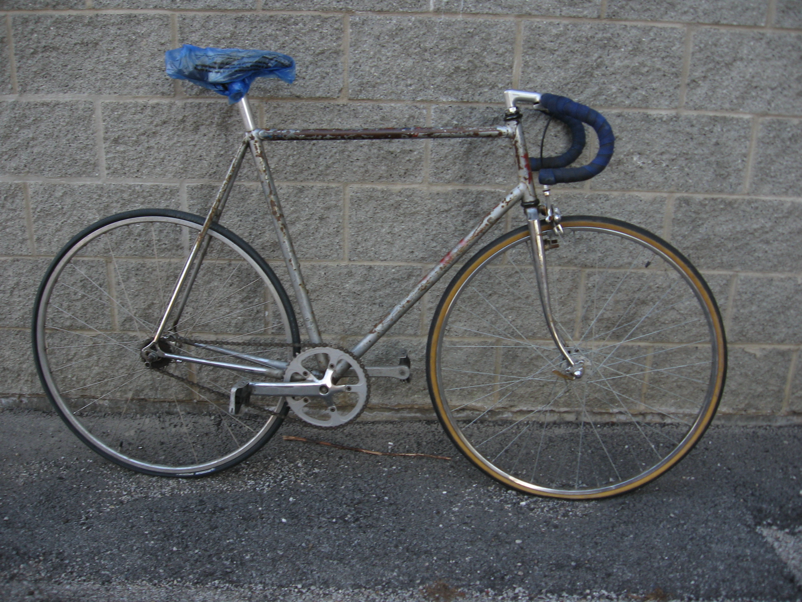 '80s Fixed Gear Conversion Found!