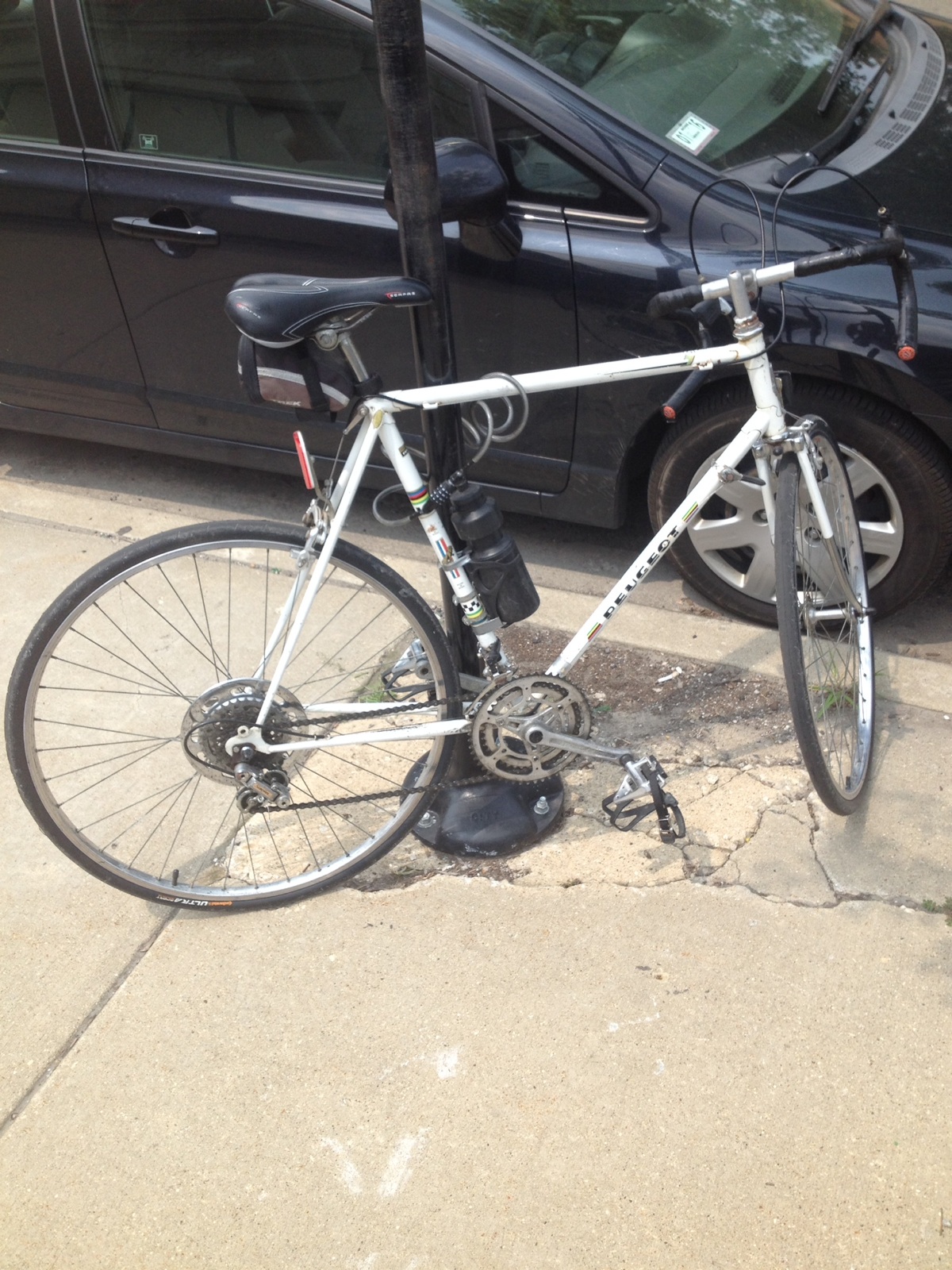 White Framed Peugeot 10-20 speed (unsure)