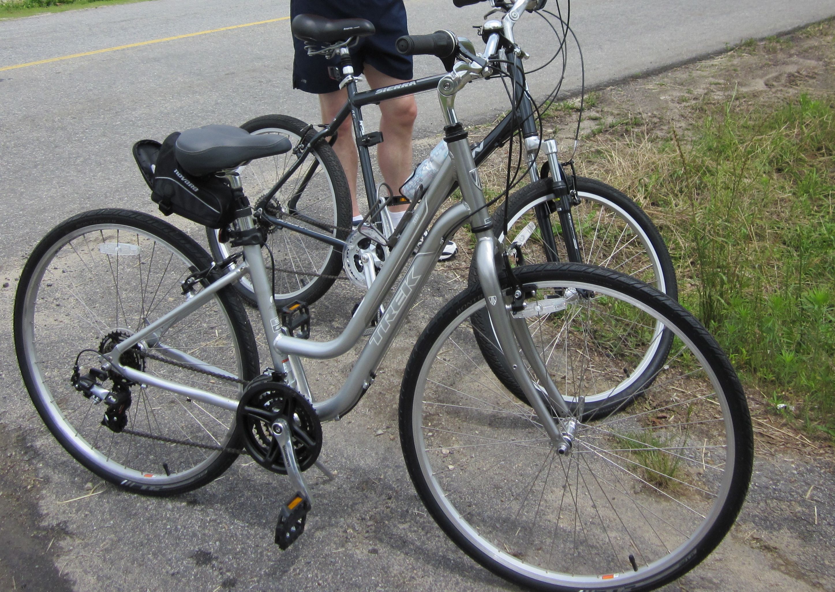 Trek Hybrid (7000)