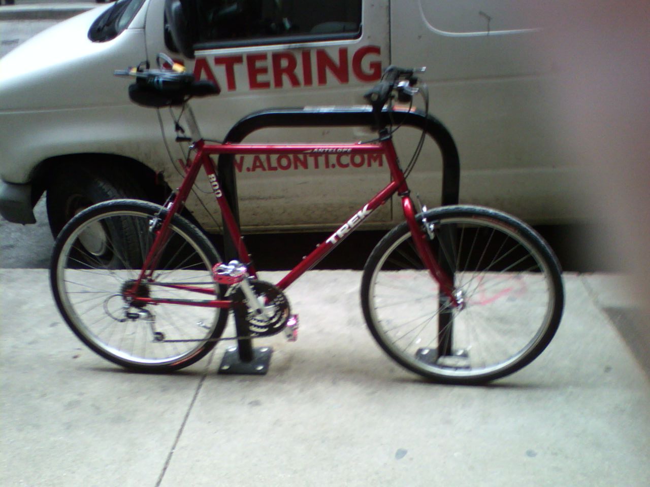 Trek 800