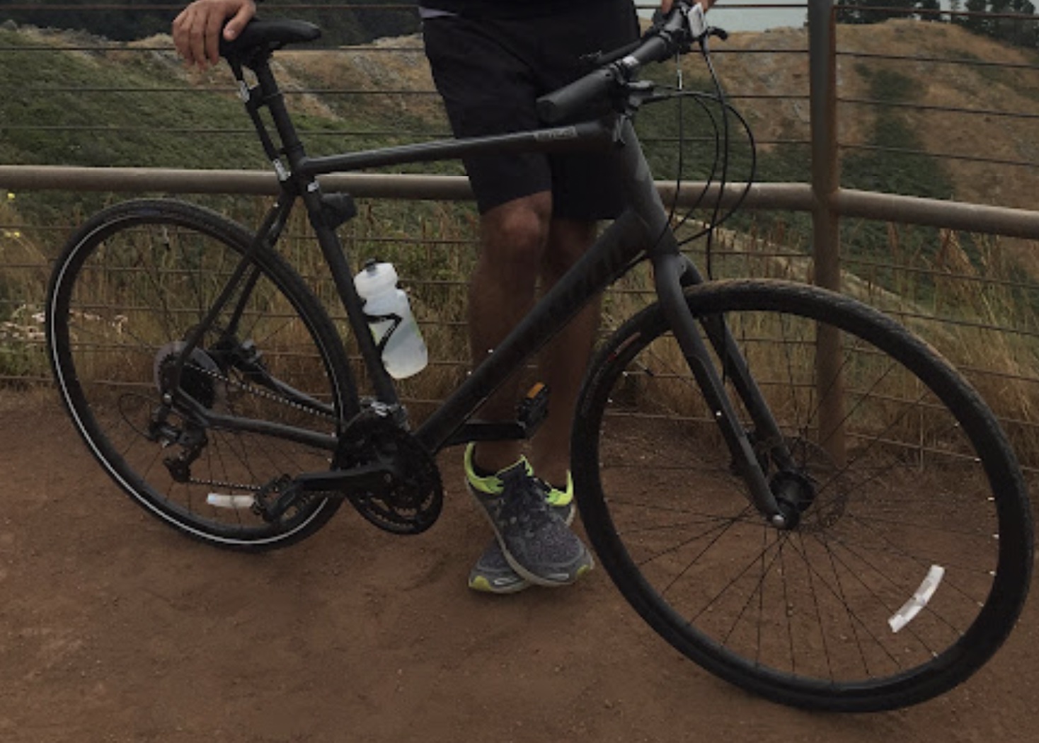 Sirrus Specialized Road Bike ~ 2016 (Straight Handle Bars)