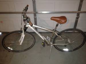 Trek Hybrid 7200