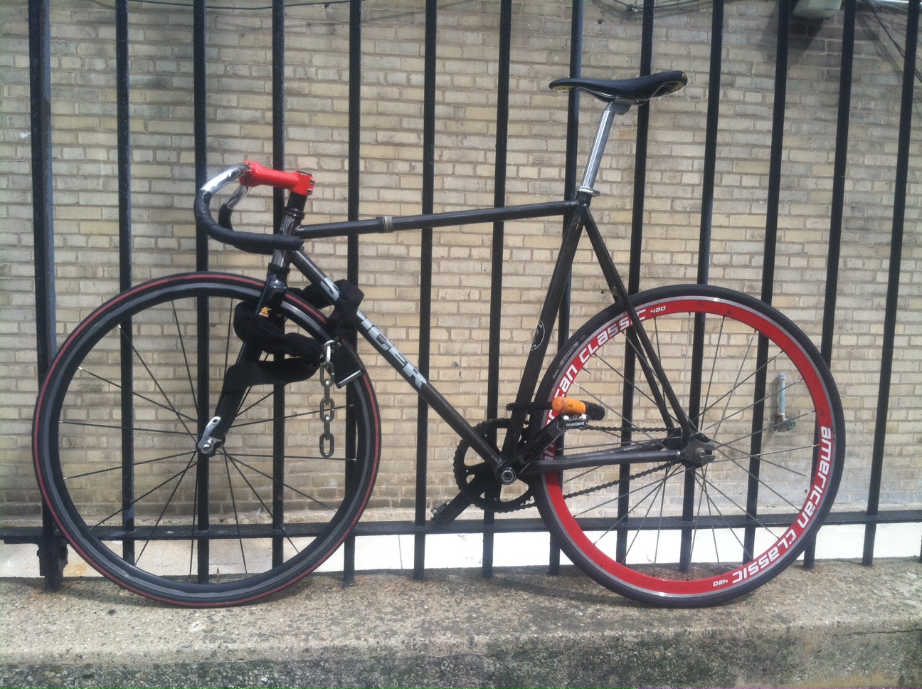 spicer pursuit track frame 