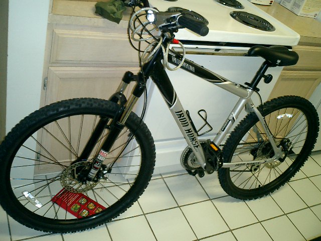 IronHOrse Quantum Mountain Bike Adult with Disc Brakes Front and Rear