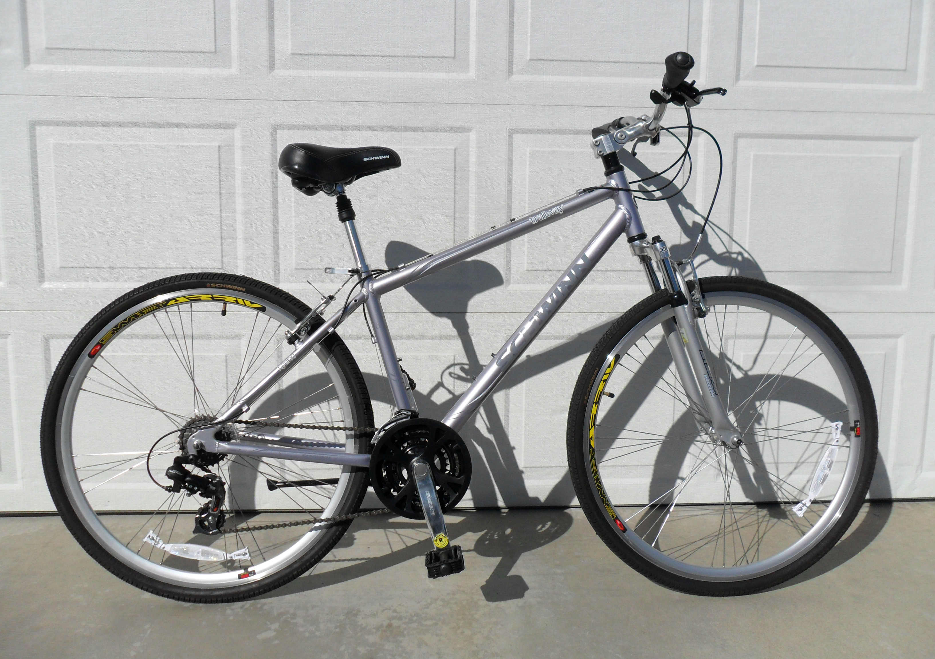 Men's Schwinn Trailway Hybrid