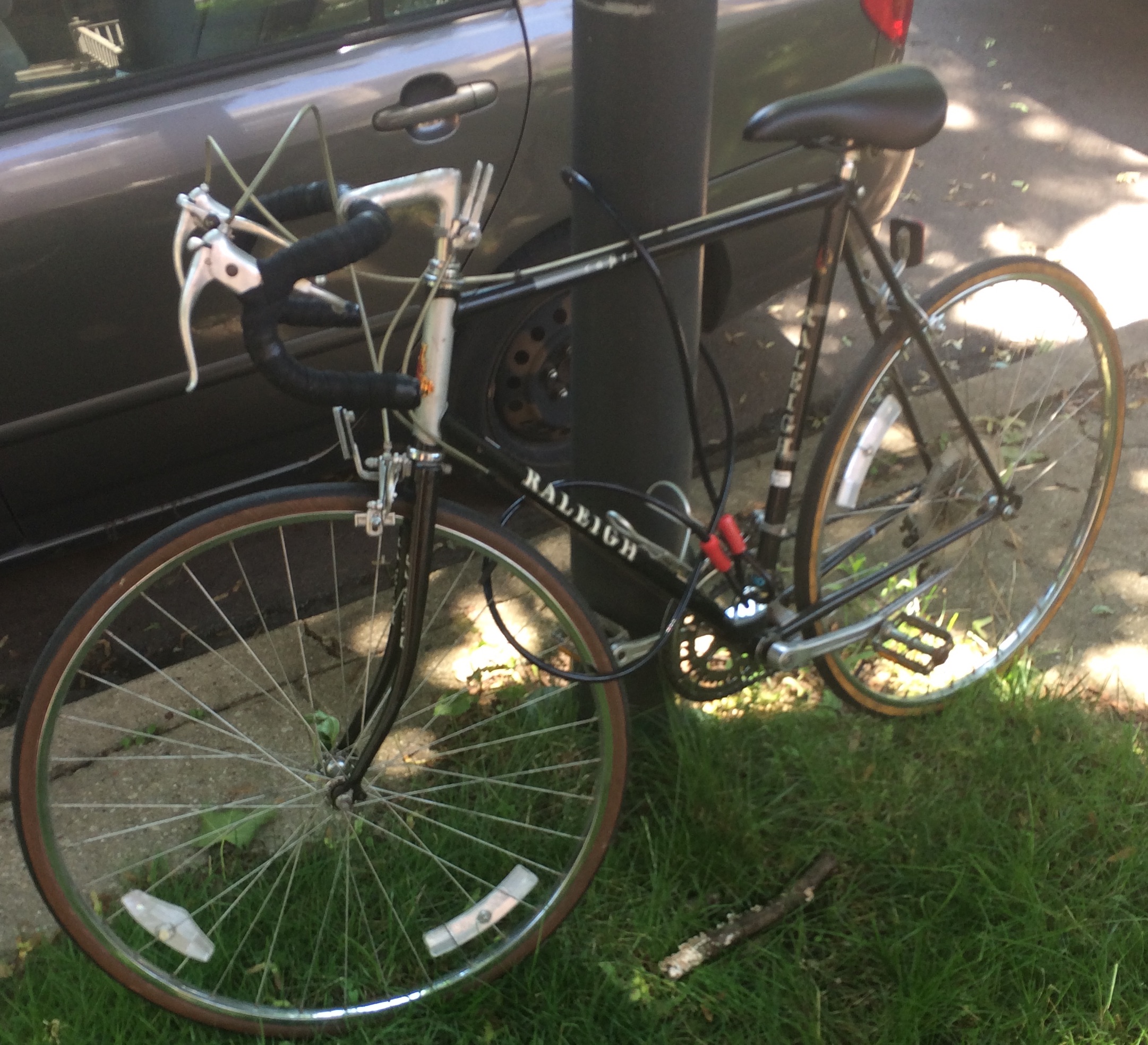 Raleigh men's road bike