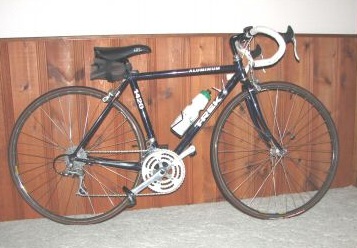 Trek 1000 road bike
