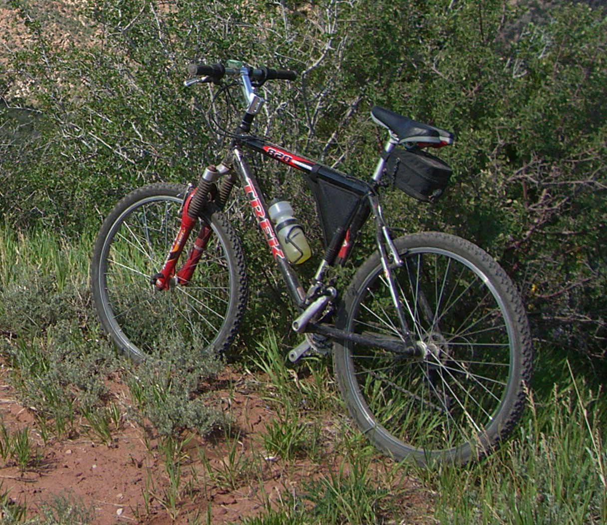 Trek 820