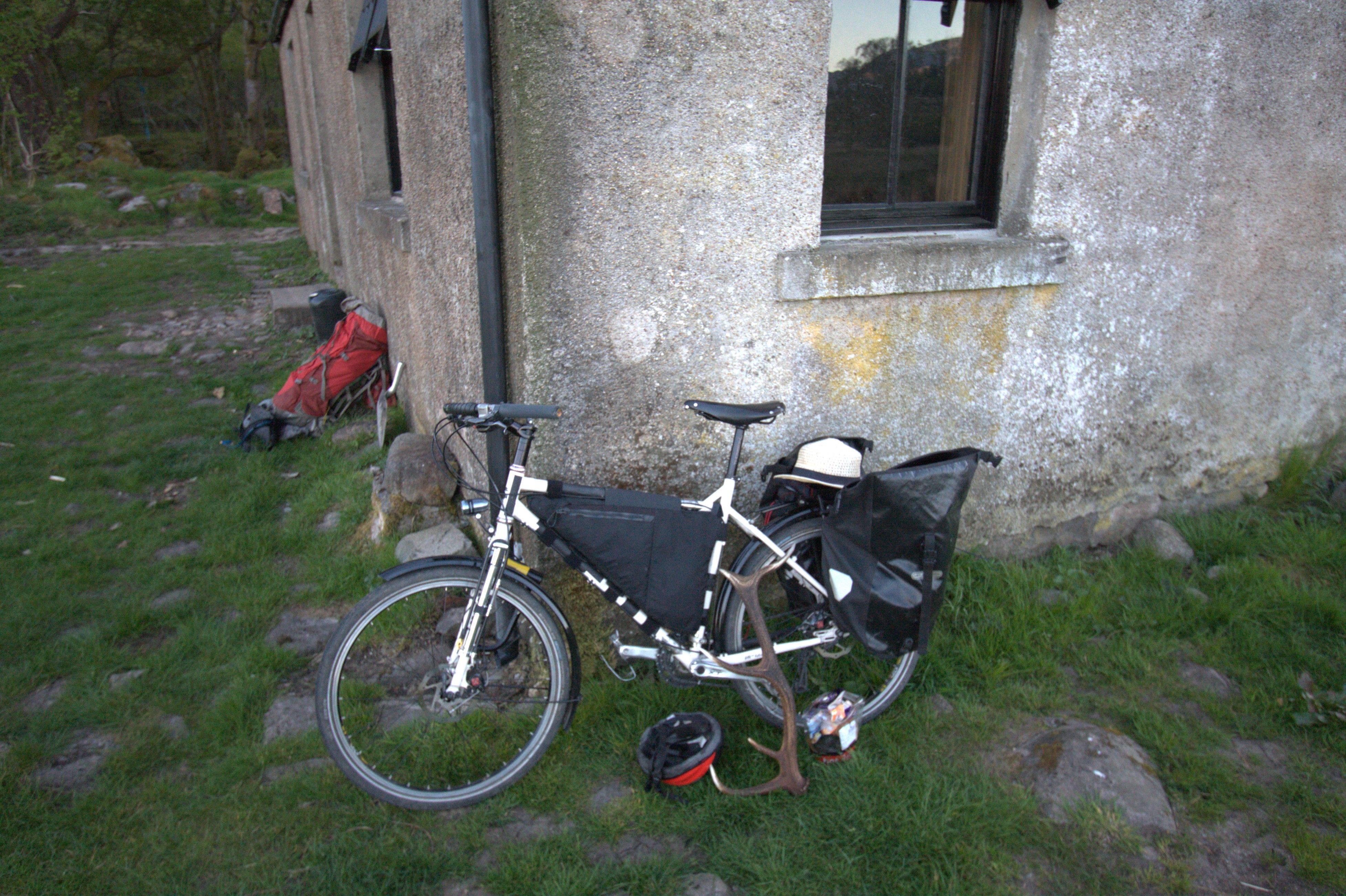 Surly World Troller