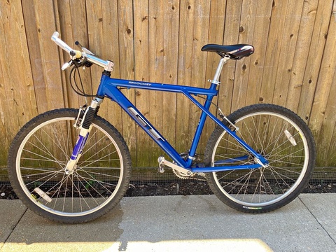 1997 GT Ricochet Mountain Bike