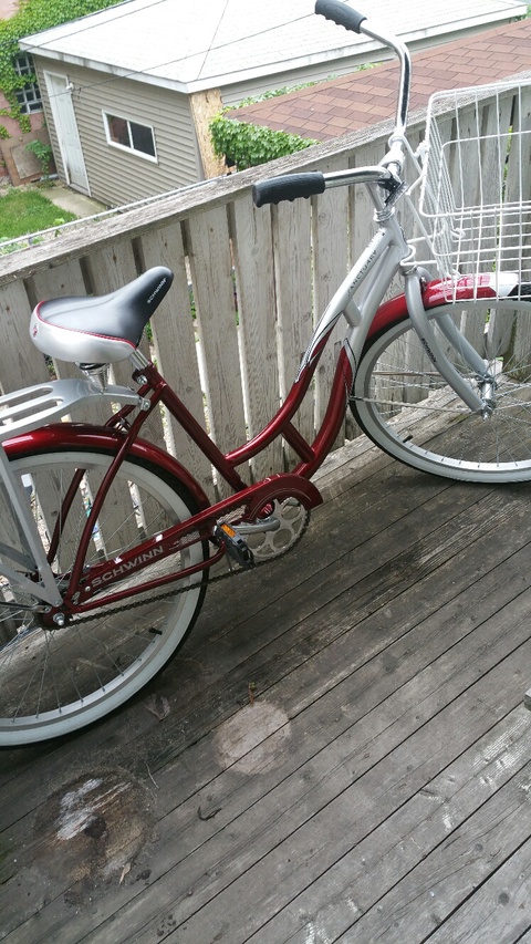Schwinn Women's Sanctuary Cruiser Bicycle (26-Inch Wheels), Silver/Red, 16-Inch