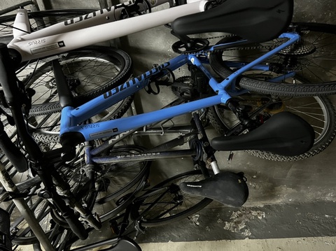 2022 Specialized Sirrus 4.0