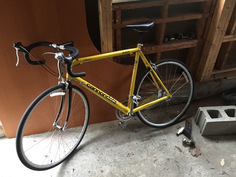 Cannondale R600