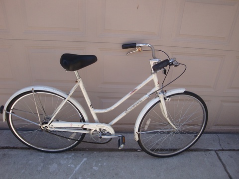 Schwinn Collegiate 3 speed Cruiser