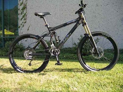Giant AC 1 (Down Hill / Free Ride