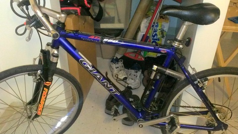 Giant ATX  860