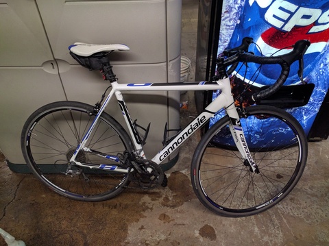 2015 Cannondale CAAD8 Tiagra, White/Black