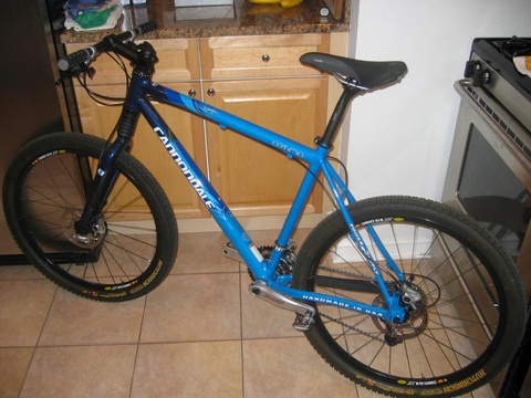 Cannondale F2000