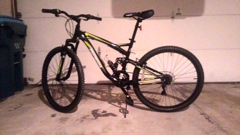 Mongoose Men's Status 2.2 26'' Full Suspension Bike