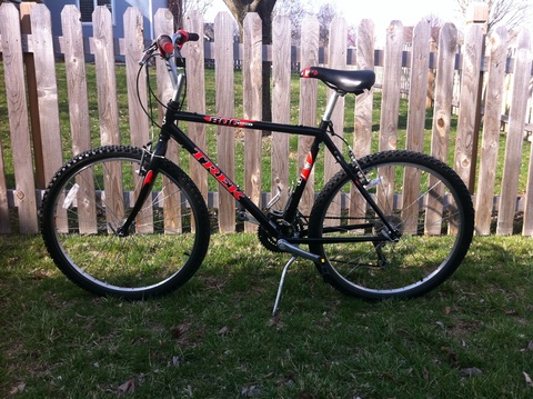 Trek 800