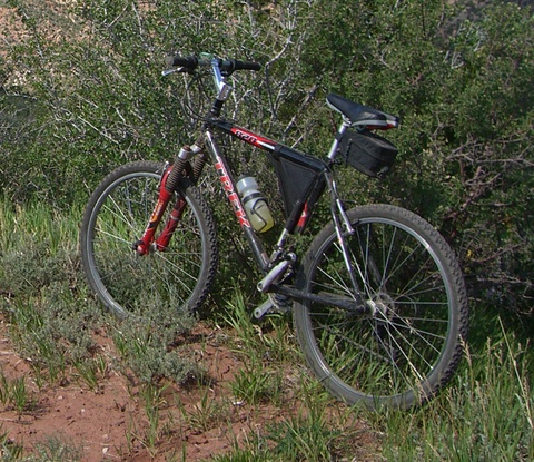 Trek 820